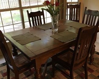 Dining table & chairs