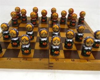 RUSSIAN DRAUGHTS BOARD GAME WITH WOOD BOARD AND FIGURE PIECES