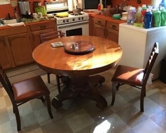 Oak Pedestal Table with 4 Sturdy Folding Chairs