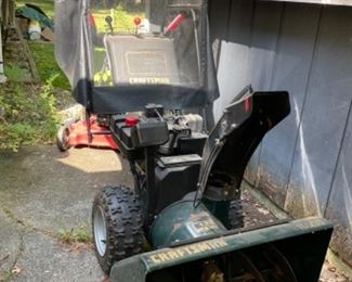 Sears 12”, 11.0/30 snow thrower with cab