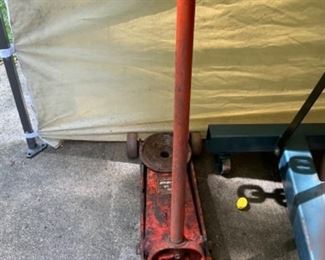 Hein-Werner 1 1/2 ton car jack