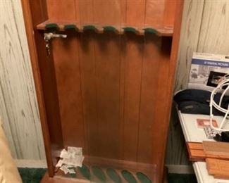 6- gun glass front cabinet with locking drawer