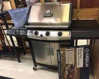 Char-Broil Commercial Series gas grill 