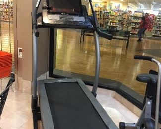 Nordic Track Fit X22i Incline Trainer - in execellent condition 