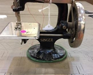 Check out this cutie Singer!