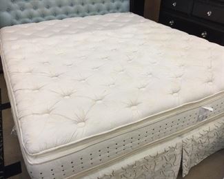Scandinavian California King Mattress & box Pressure Relief System.