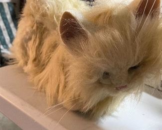 Mechanical stuffed animal