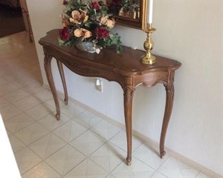 ENTRANCE TABLE