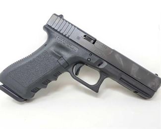 232	

Glock 17 9mm Semi-Auto Pistol
CA OK
1 PER 30 DAYS

Serial Number: BTAV532
Barrel Length 4"

California Transfer Available. Ca and out of state shipping available to your local FFL. Buyer is responsible for checking local laws before bidding.