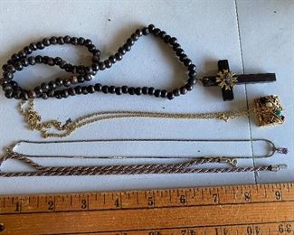 4 Necklaces $10.00