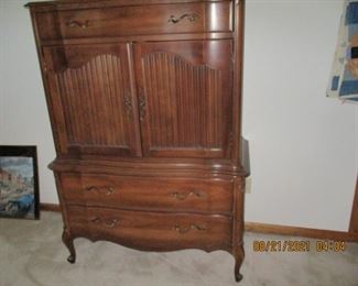 Broyhill Chest