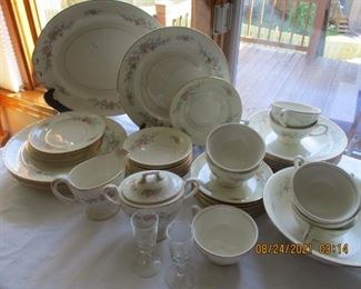 Homer Laughlin Eggshell Georgian