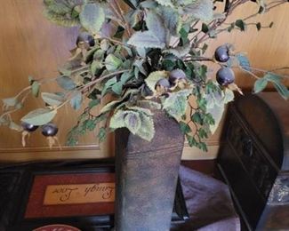 Decorative Plates, Floral Arrangement, Pictures and More