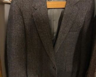 $8.00 - Mens dress jacket size med/large