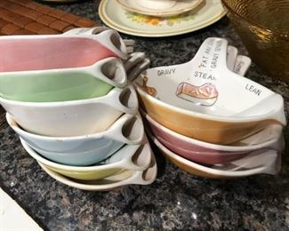 $ 25.00 - Group of 9, No-Grip Gravy Separators 