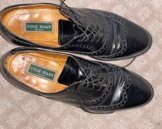 Assorted men's designer dress shoes in size 8 through 10. Brands included Barneys New York, Prada, Cole Haan, Todd's, etc. Photo 5 of 9.