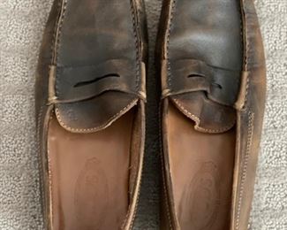 Assorted men's designer dress shoes in size 8 through 10. Brands included Barneys New York, Prada, Cole Haan, Todd's, etc. Photo 7 of 9.