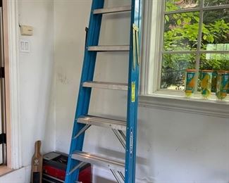 Step ladder. 