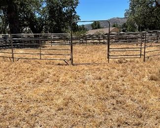 50’ portable round pen