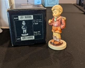 Hummel #1020 "One, Two, Three"