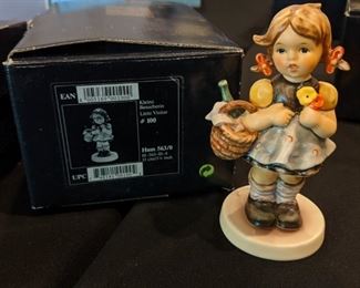 Hum 563 "Little Visitor"