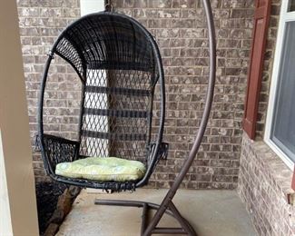 Hanging Chair with frame