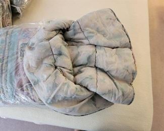 Reversible side of Queen Comforter 