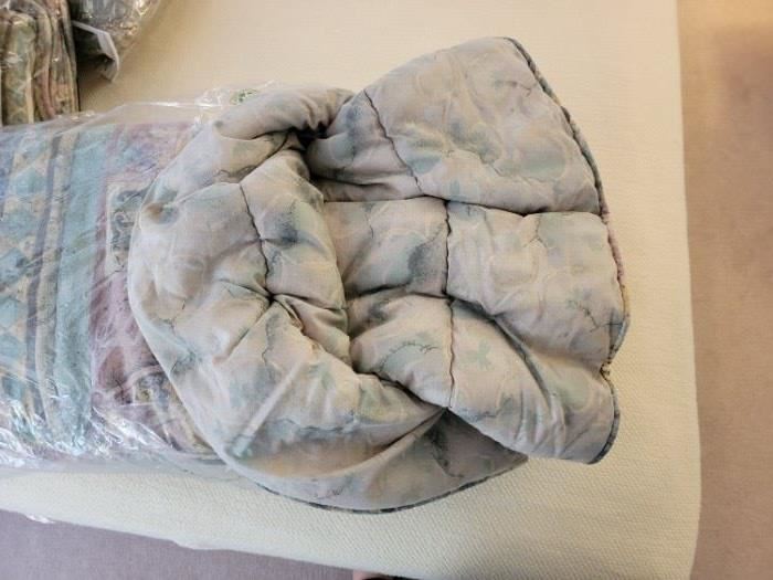 Reversible side of Queen Comforter 