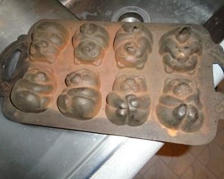 cast iron muffin tray