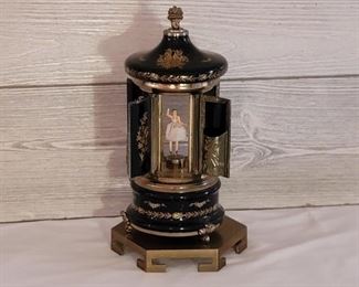 Italian Cigarette Carousel w Reuge Music Movement