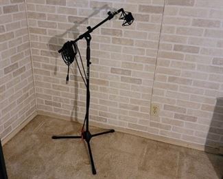 Quik Lok Mic stand by TAM