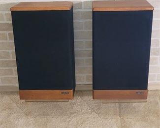 2 Advent Speakers on Acrylic ABCO Stands