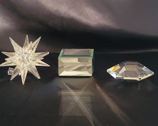 (3) Crystal Decor Pieces incl. Paper Weight, Crystal Star (1 end is broken off but is included), and a mirrored trinket box