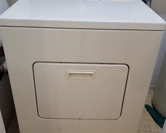 White Kenmore Automatic Fabric Care Dryer