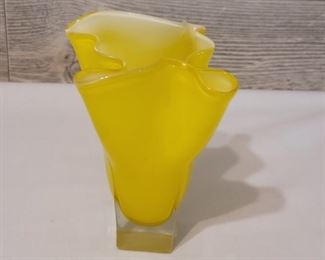 Yellow Art Glass Handkerchief Vase