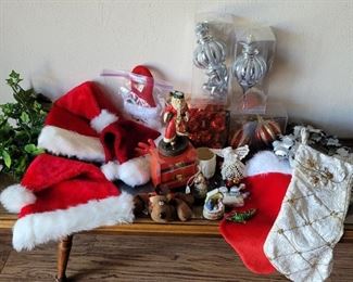 Lot of Christmas Decor, as pictured