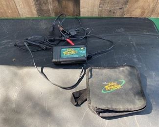 Delfran Battery Charger