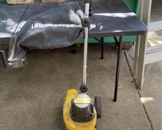 Lawnmaster Outdoor Mulcher /Vacuum