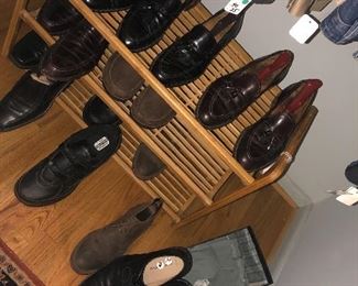 13 13.5 
Dress shoes
All Highend 