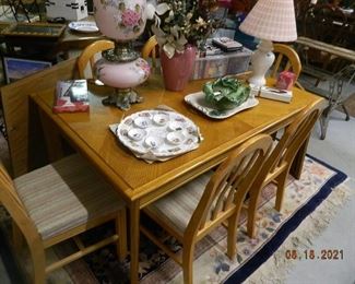 dining room table with 6 chairs