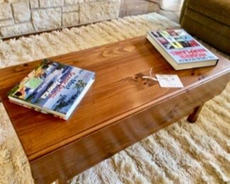 Ethan Allen Drop-Leaf Coffee Table and a gorgeous Cream Area Rug