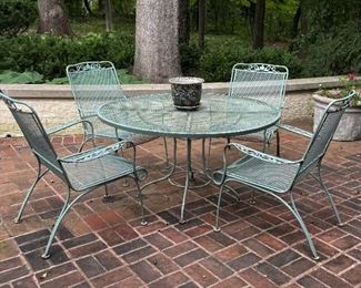 Round Garden / Patio Dining Table & 4 Chairs