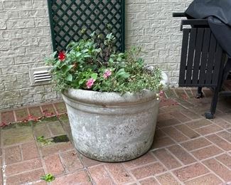 Concrete Garden Planter / Flower Pot