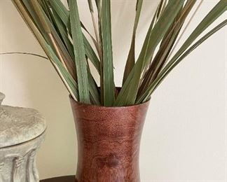 Home Decor - Vases & Botanicals