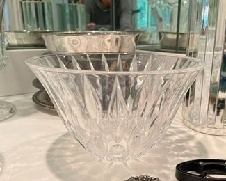 Crystal & Glassware - Bowls & Vases