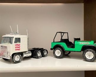 Toys - Cars & Trucks