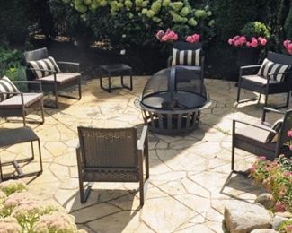 OUTDOOR FIRE PIT SET
