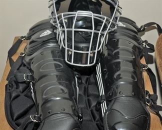 NEW ADIDAS CATCHERS SET