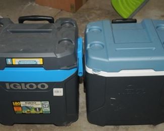 IGLOO COOLERS