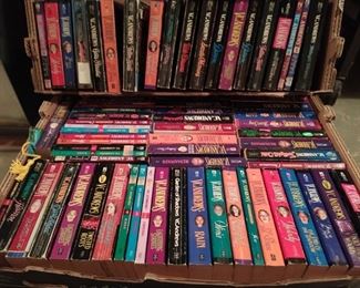 Any VC Andrew fans out there missing some books for your collection?  You should be able to find them here.